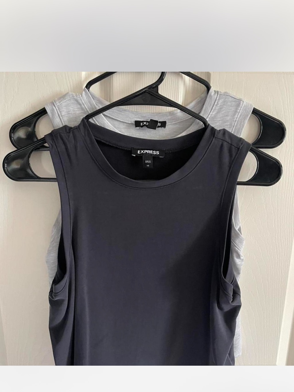 Express tank top bundle